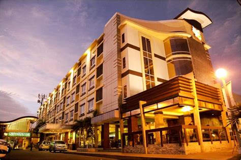 hotel near jaro plaza iloilo